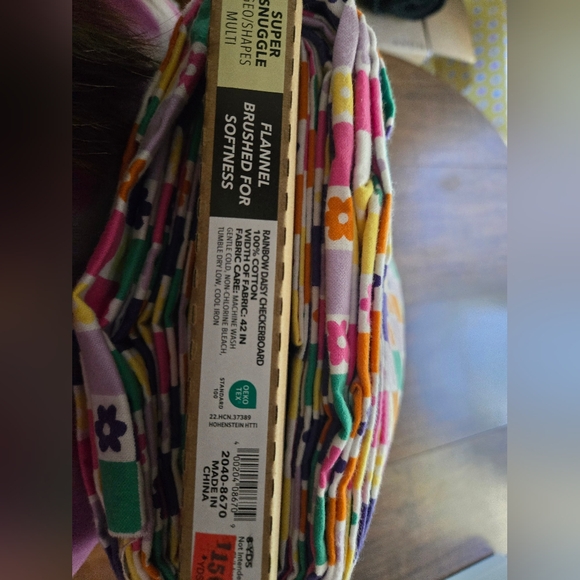 Colorful Checkered Floral Patterned Fabric 2 Yards - Picture 2 of 2